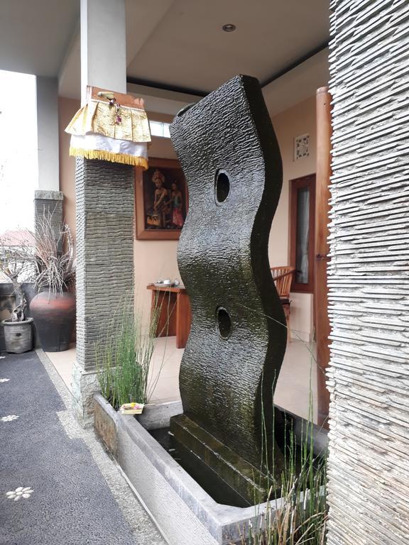 Adi House Homestay Ubud  Ngoại thất bức ảnh