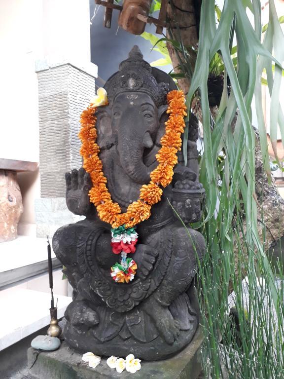 Adi House Homestay Ubud  Ngoại thất bức ảnh