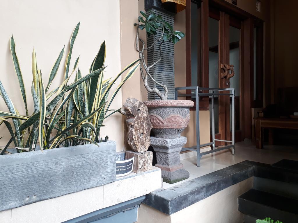 Adi House Homestay Ubud  Ngoại thất bức ảnh