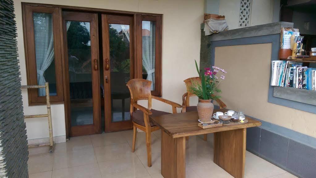 Adi House Homestay Ubud  Ngoại thất bức ảnh