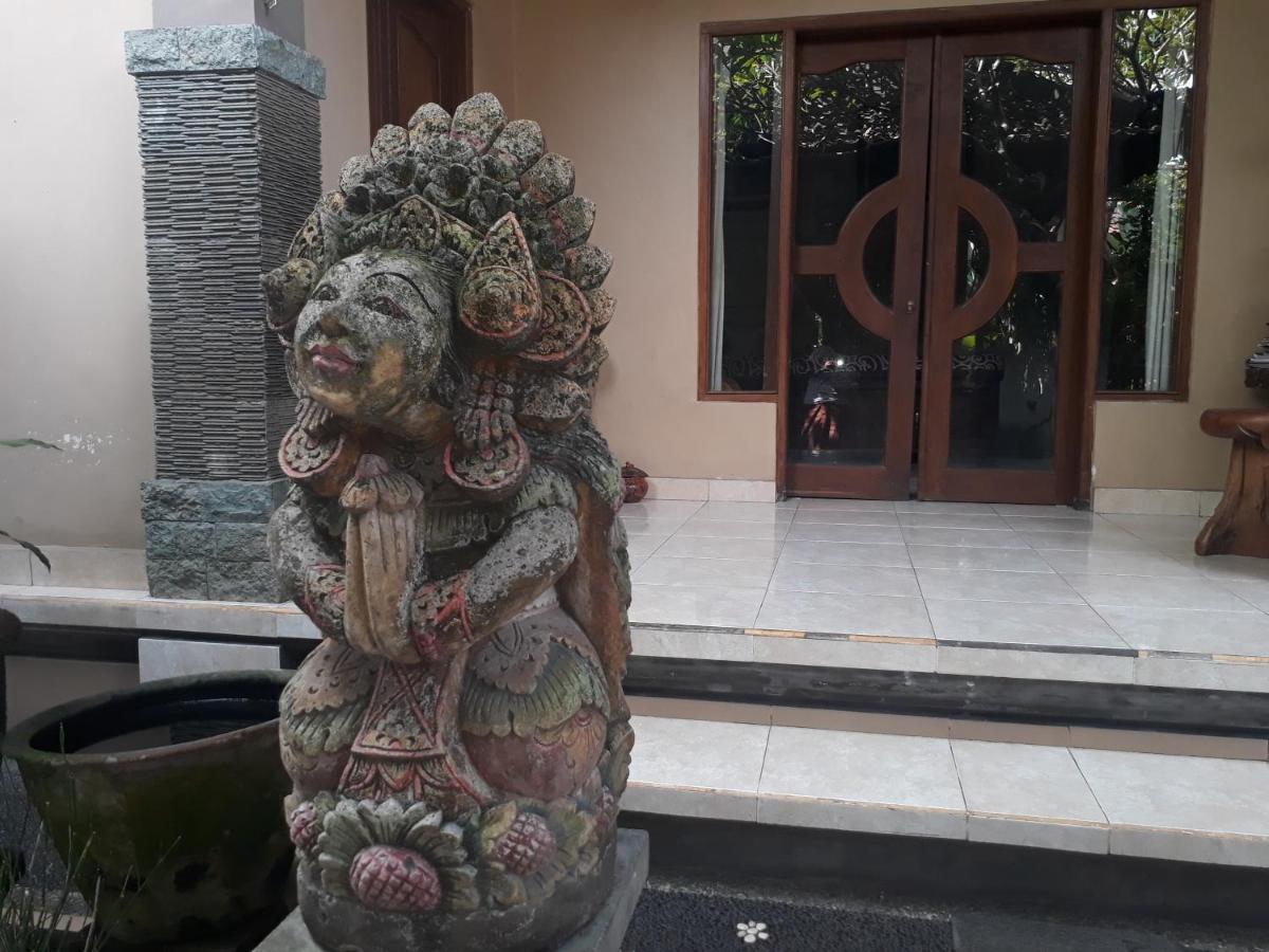 Adi House Homestay Ubud  Ngoại thất bức ảnh