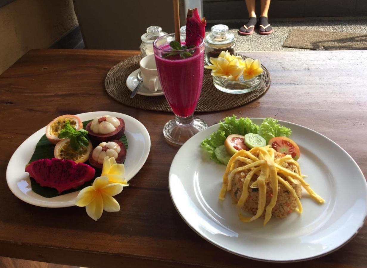 Adi House Homestay Ubud  Ngoại thất bức ảnh